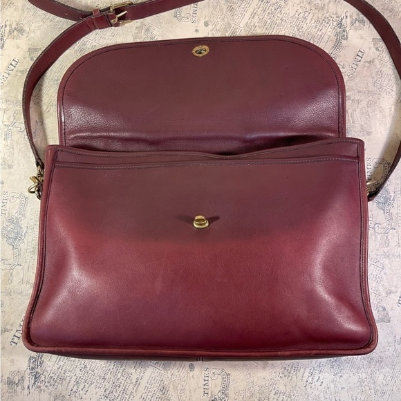 COACH Vintage Lexington Brief No. 015-2041 Made in the United States - Picture 7 of 16